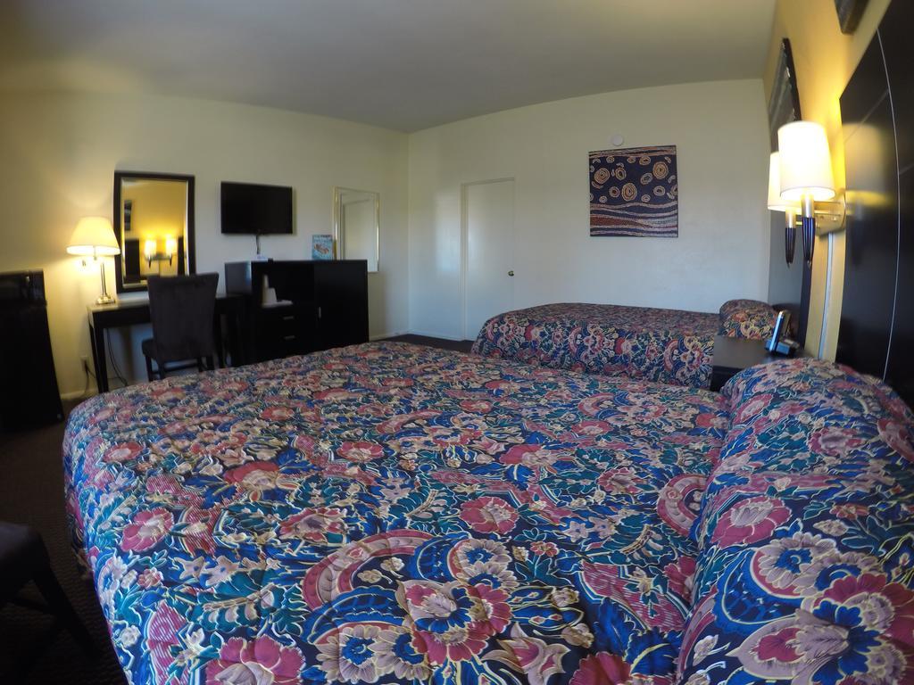 Indio Holiday Motel 외부 사진
