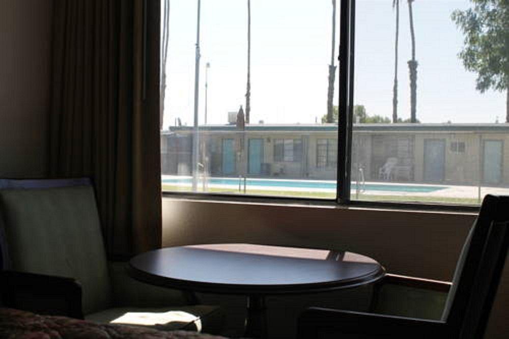 Indio Holiday Motel 외부 사진