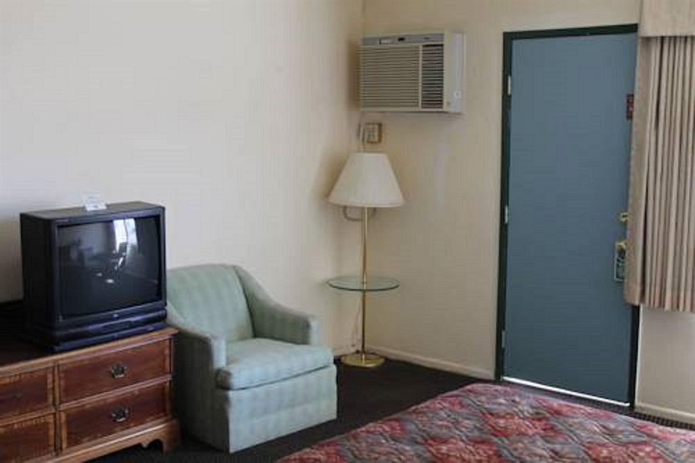 Indio Holiday Motel 외부 사진