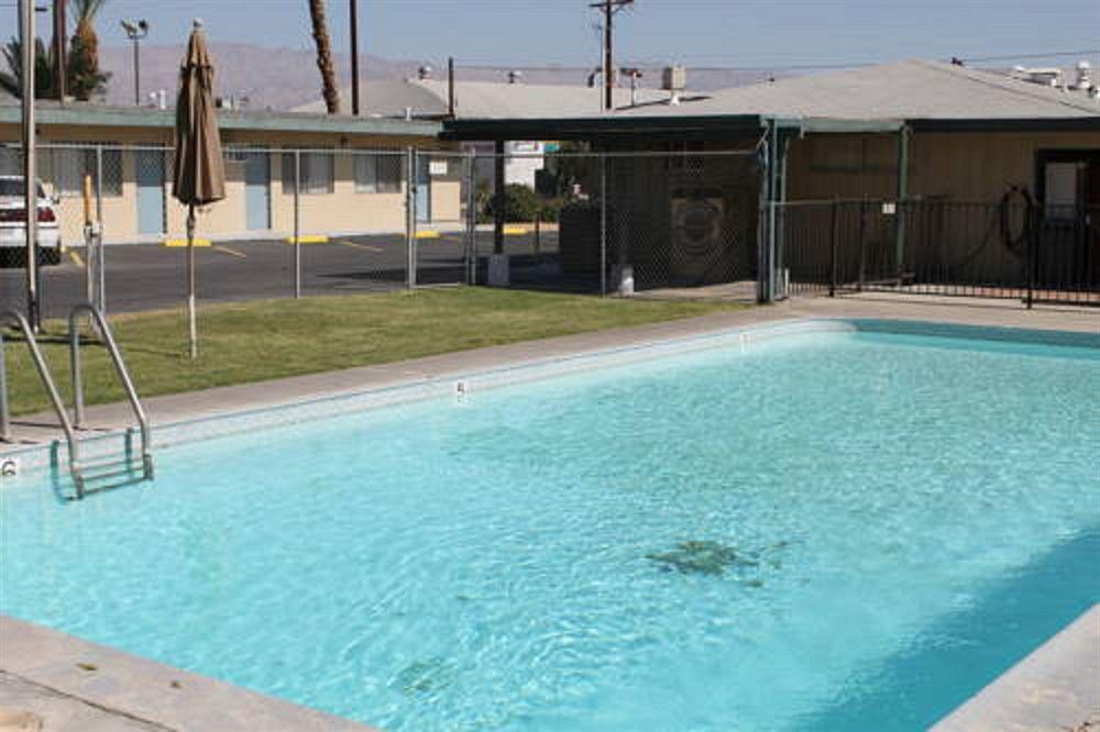 Indio Holiday Motel 외부 사진